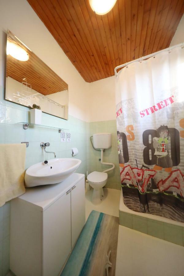 Leona Apartment Sukosan Ngoại thất bức ảnh